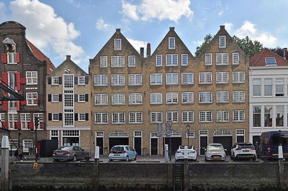 Pakhuizen aan de Kuipershaven in Dordrecht